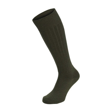 Olivgrüner, warmer MFH® BW Stiefelsocken kniehoher Socken isoliert auf weißem Hintergrund.