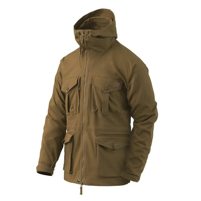 Olivgrüne Helikon-Tex® SAS Smock-Taktikjacke mit mehreren Taschen auf weißem Hintergrund.