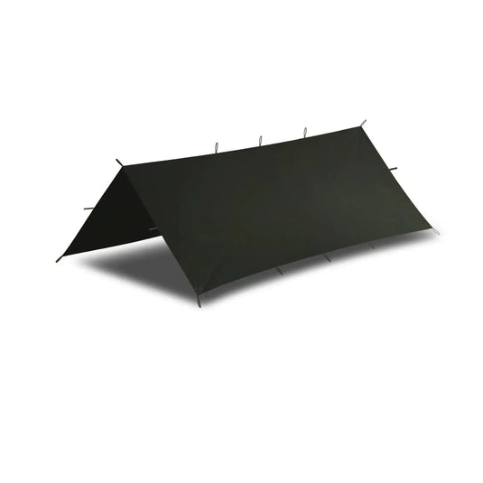 Ein einfaches schwarzes Helikon-Tex® SUPERTARP® Kleines Campingzelt auf weißem Hintergrund.