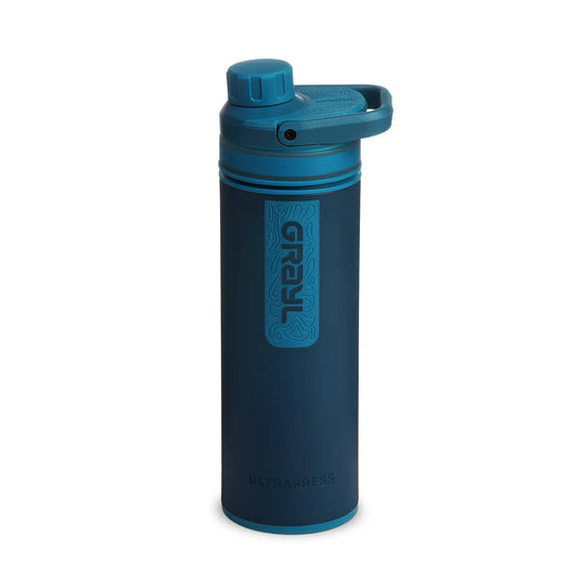 Grayl® Ultrapress Wasserfilterflasche mit einem Flip-Top-Deckel für effektive Wasserreinigung.