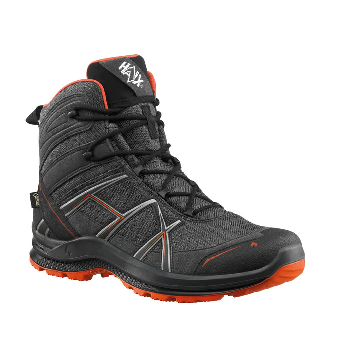 Ein schwarz-grauer HAIX® BLACK EAGLE® ADVENTURE 2.2 GTX MID Wanderstiefel mit orangefarbenen Akzenten.