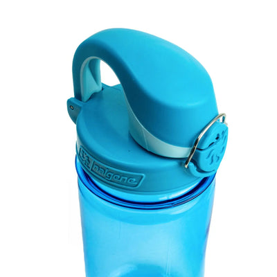 Blaue Nalgene® Kinderflasche 'OTF Kids Sustain' 0,35 L mit Klappdeckel.